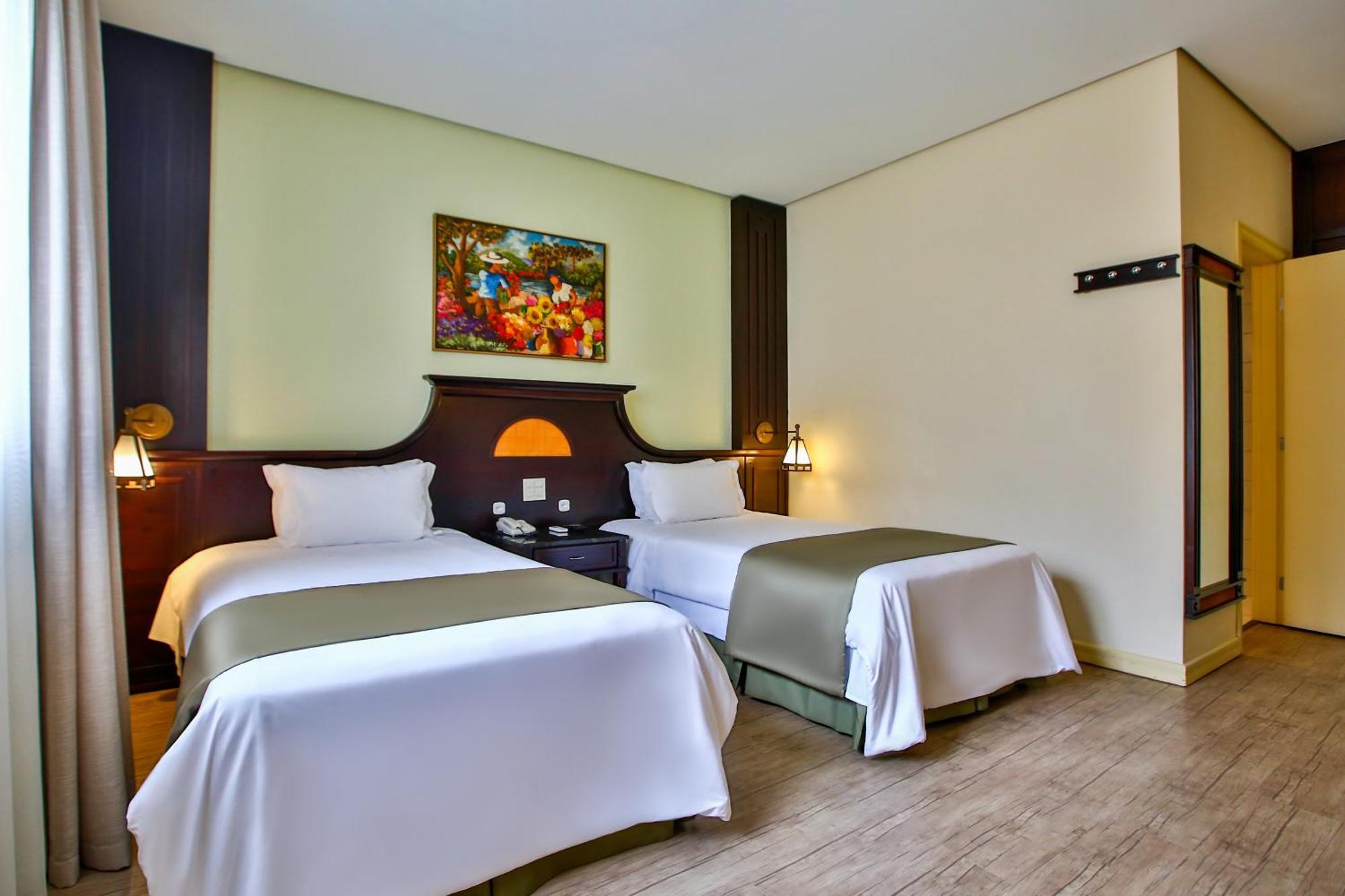Transamerica Executive Curitiba Batel Экстерьер фото